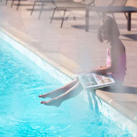 Ibis Styles Marseille Aeroport Hotel 3*