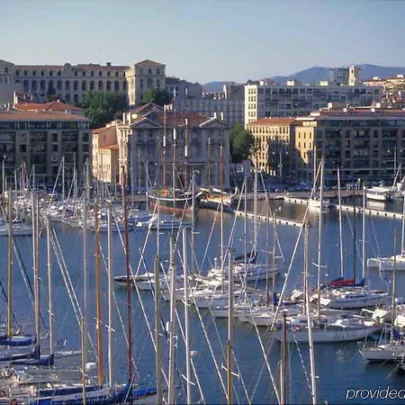 Ibis Styles Marseille Aeroport Hotel 3*