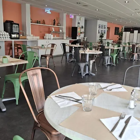 Ibis Styles Marseille Aeroport 3*